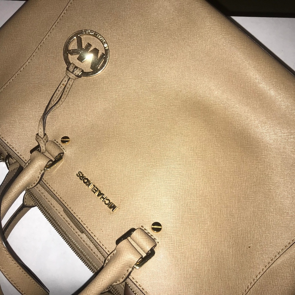 Handbags - Michael Kors